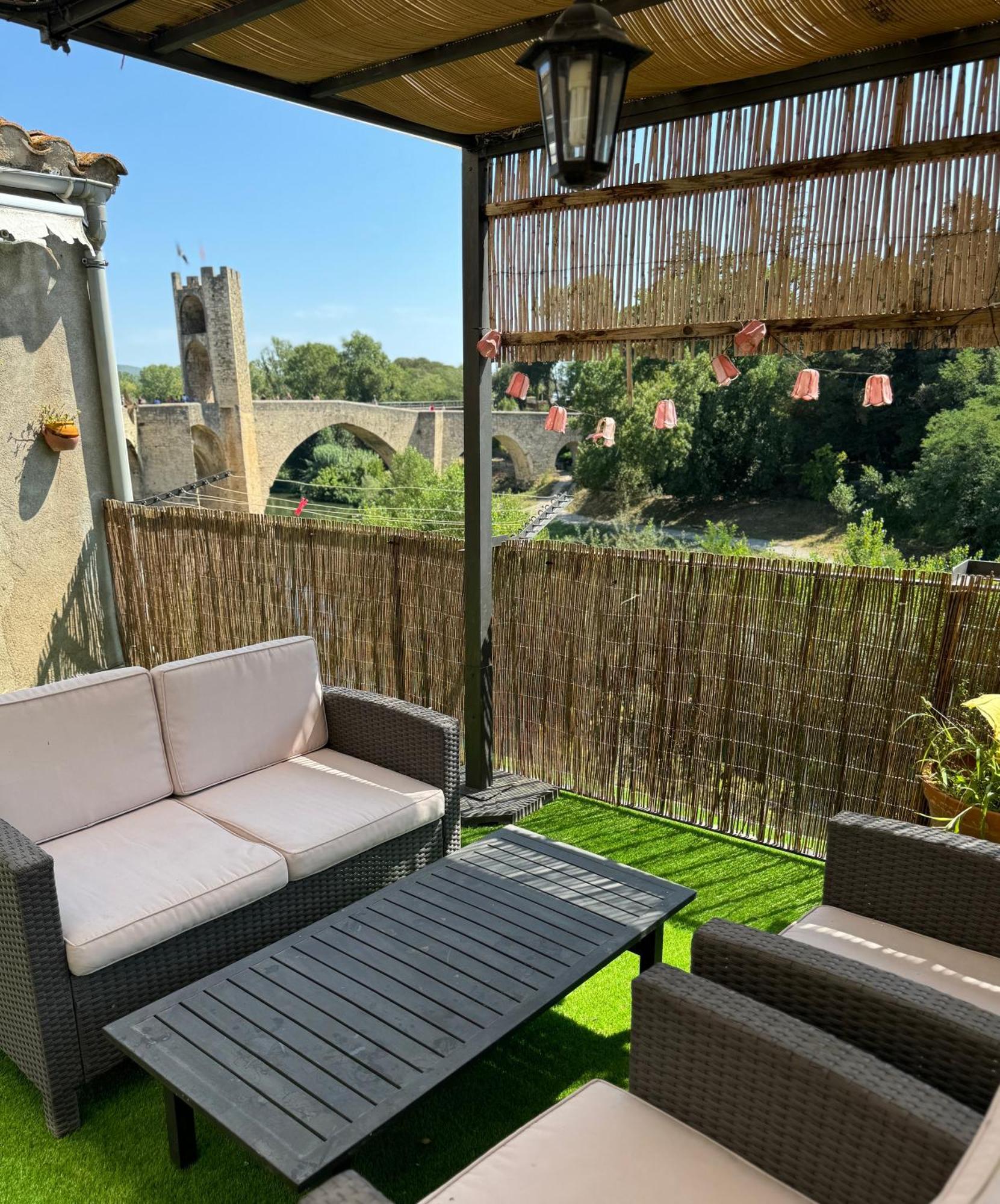Besalu Pont Vell Apartment Ngoại thất bức ảnh